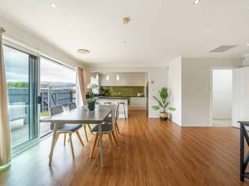 2 Mitre Grove, Trentham