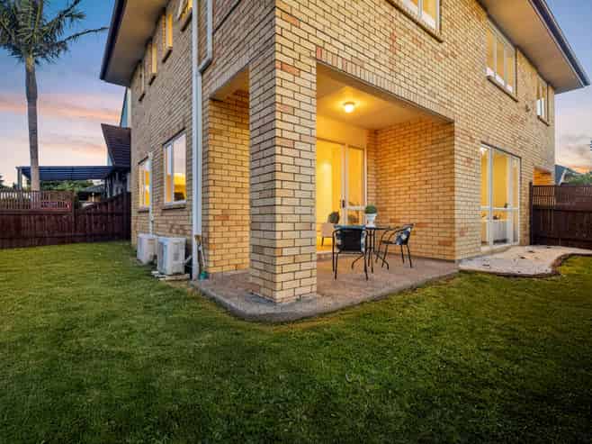 12 Janway Avenue, Flat Bush