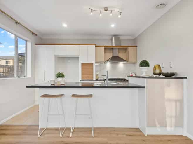 12 Janway Avenue, Flat Bush