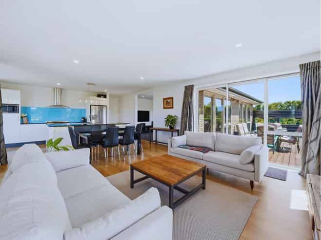 48 Northside Drive, Waikuku