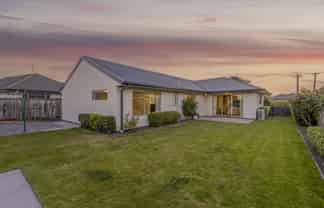 64 Wattle Drive, New Brighton