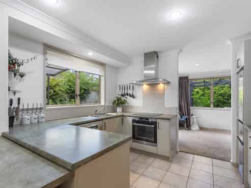 17 Olive Close, Omokoroa