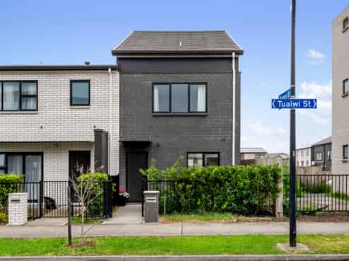 66 Tuaiwi Street, Manukau