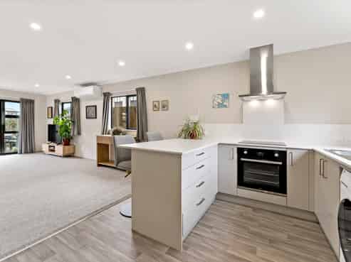 66 Tuaiwi Street, Manukau