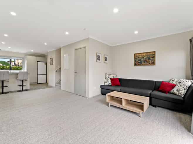 66 Tuaiwi Street, Manukau