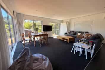 57A Aeroview Drive, Beach Haven