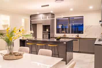  17 Cynisca Cres, Wallaceville