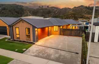  17 Cynisca Cres, Wallaceville