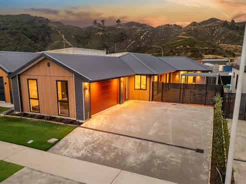 17 Cynisca Crescent, Trentham