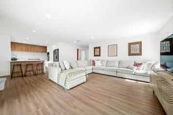 15A Tonkin Drive, Sunnynook