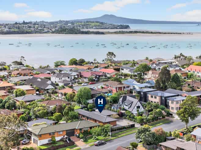 47 Palmyra Way, Half Moon Bay