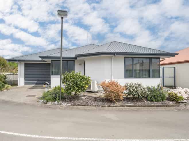 12 Hawthorn Way, Richmond
