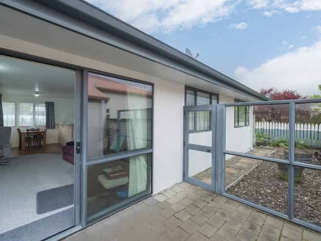 12 Hawthorn Way, Richmond