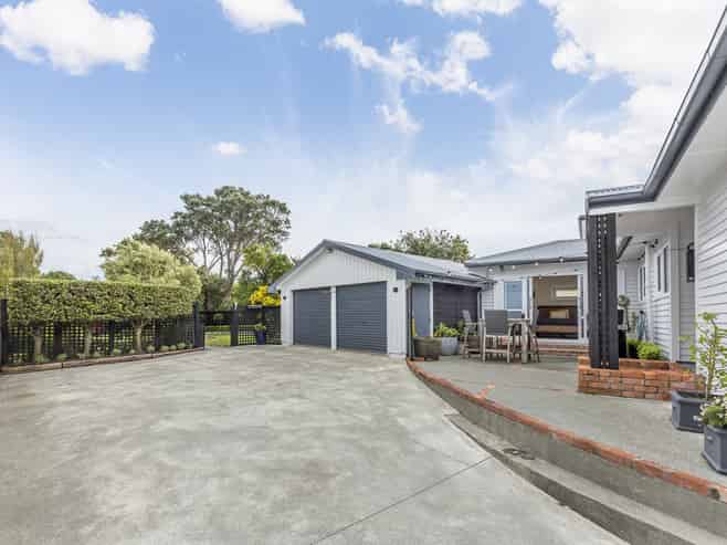 92 Kahu Road, Paremata