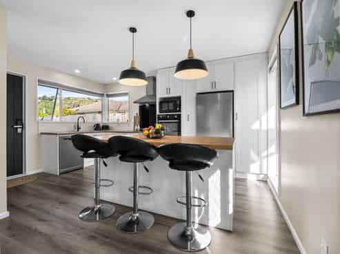 2/61 Laing Crescent, Heathcote Valley