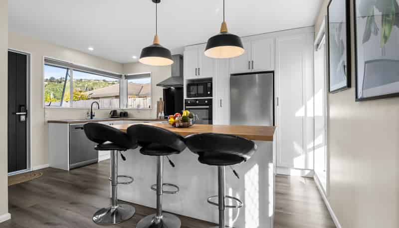 2/61 Laing Crescent, Heathcote Valley