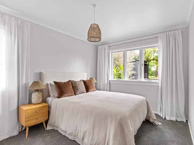 28 School Road, Wellsford