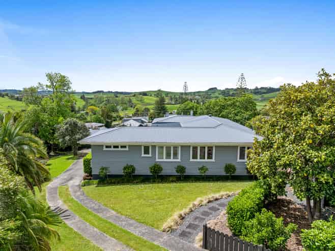 28 School Road, Wellsford