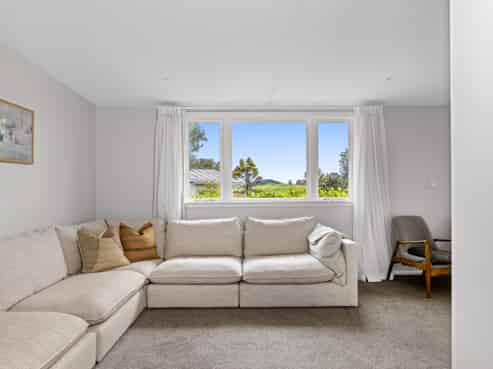 Auckland - Address withheld