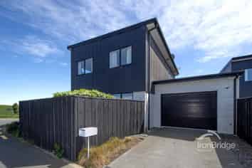 30 Brian Keogh Lane, Wigram