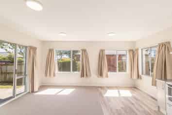 18H Defoe Place, Waltham