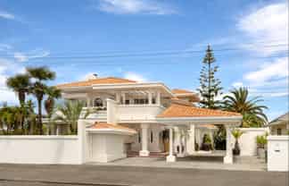 14 Charles Street, Westshore