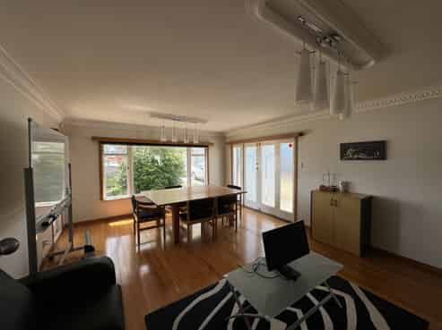 Commercial zoning central lease opportunity