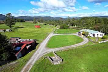  200 Golf Links Road, Kaiata