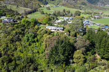 94 Bay Vista Drive, Takaka