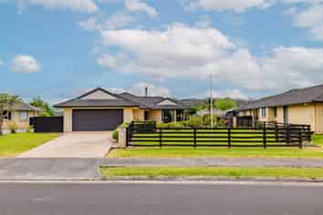 14 Nautical Drive, Paihia