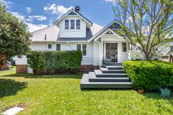 28 Springleigh Avenue, Mount Albert