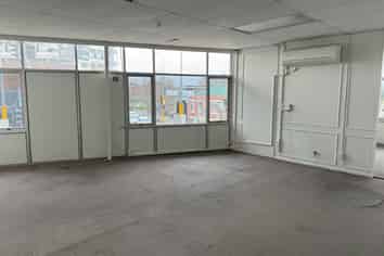 AFFORDABLE OFFICE SUITES IN NEW LYNN
