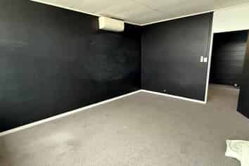 AFFORDABLE OFFICE SUITES IN NEW LYNN
