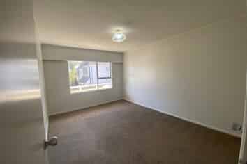 9/1 Kingsway Ave, Sandringham