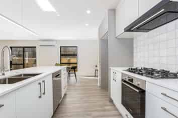 41 Farnworth Terrace, Churton Park