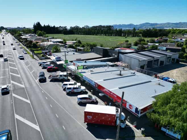 Convenient Trade & Business Units