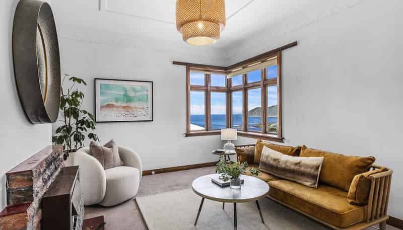 155 Severn Street, Island Bay