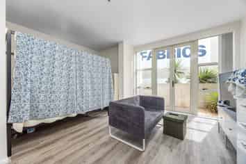 1B/9 Upper Queen Street, Newton