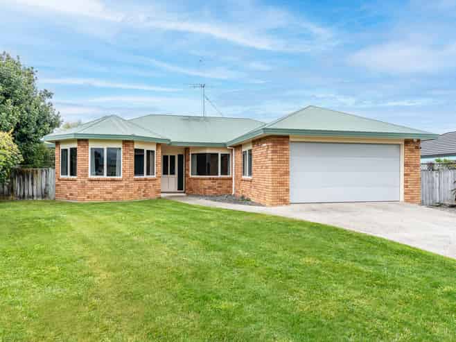 4 McKenzie Place, Rototuna