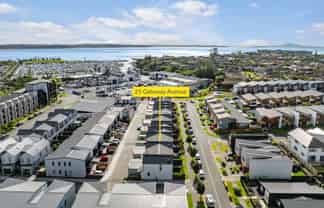 25 Gateway Avenue, Beachlands