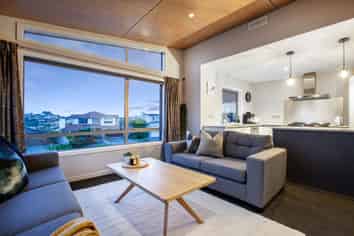 7 Aoraki Rise, Aotea