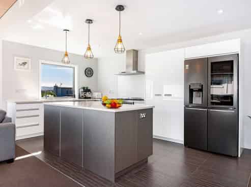 7 Aoraki Rise, Aotea