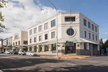 Stylish Retail Space in Prime Parnell