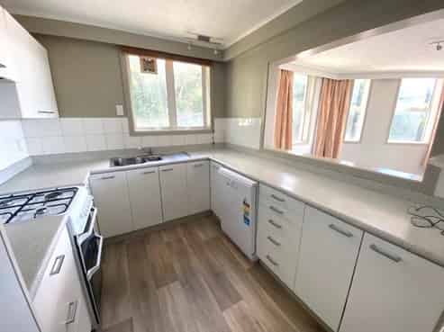 1/2 Brooklyn Terrace, Brooklyn