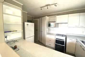 1/2 Brooklyn Terrace, Brooklyn
