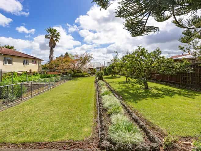 25 Margan Avenue, New Lynn