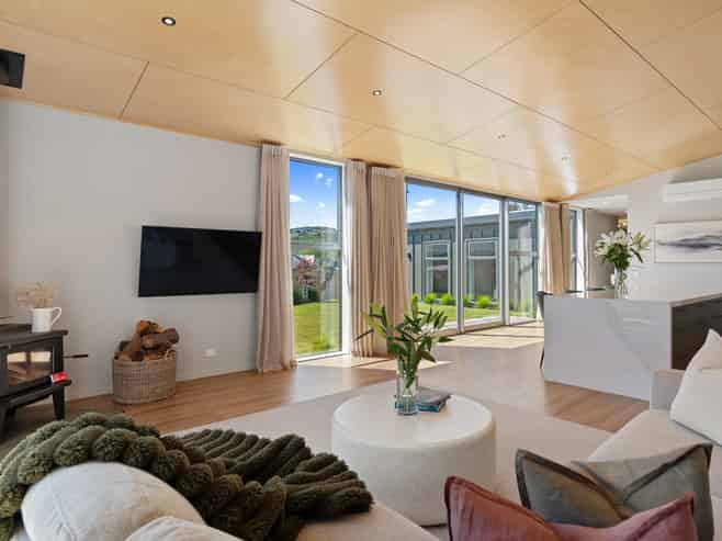 13 Barnfields Close, Halswell