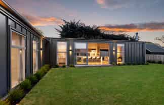 13 Barnfields Close, Kennedys Bush