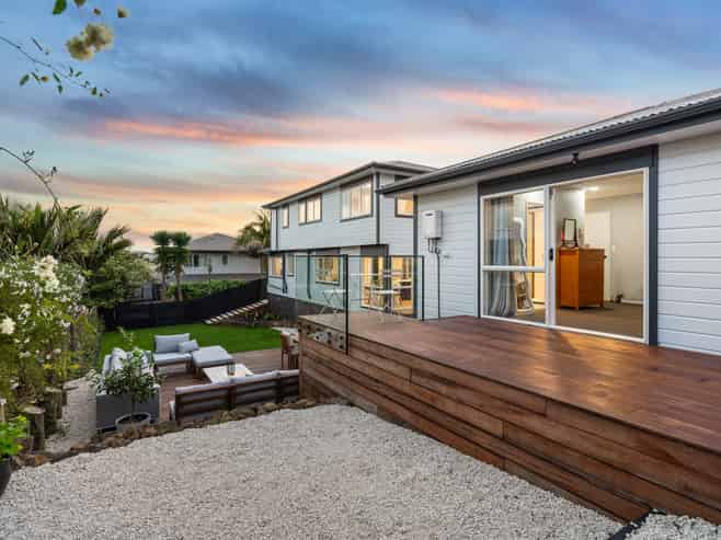 19I Paparoa Road, Cockle Bay
