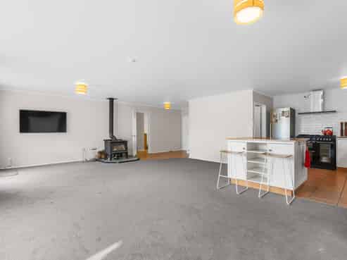 767 Gladstone Road, Carterton